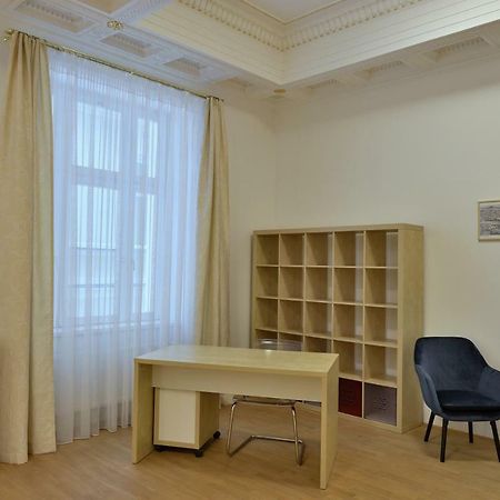 Kolonada Luxury 2 Bedroom Apartment With Balcony 마리안스케 라즈네 외부 사진