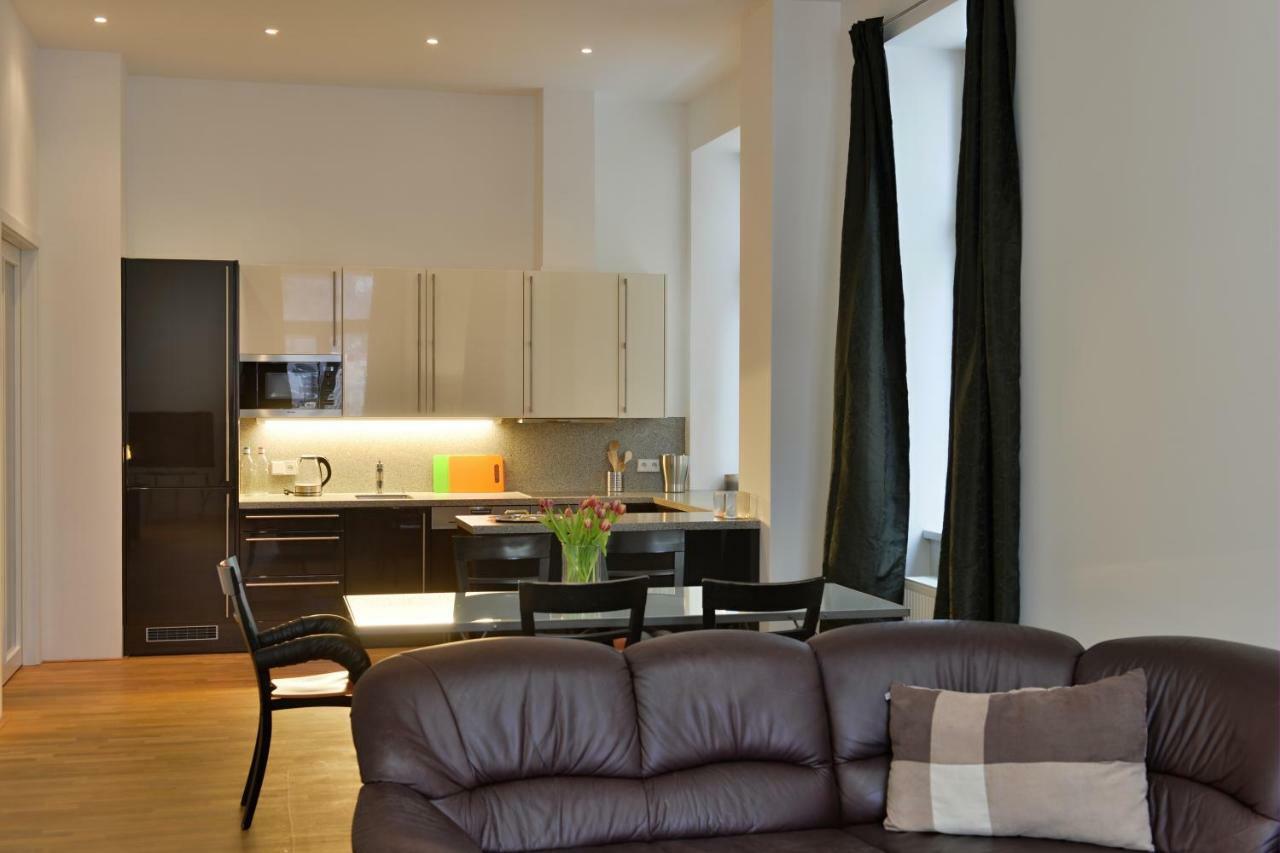 Kolonada Luxury 2 Bedroom Apartment With Balcony 마리안스케 라즈네 외부 사진